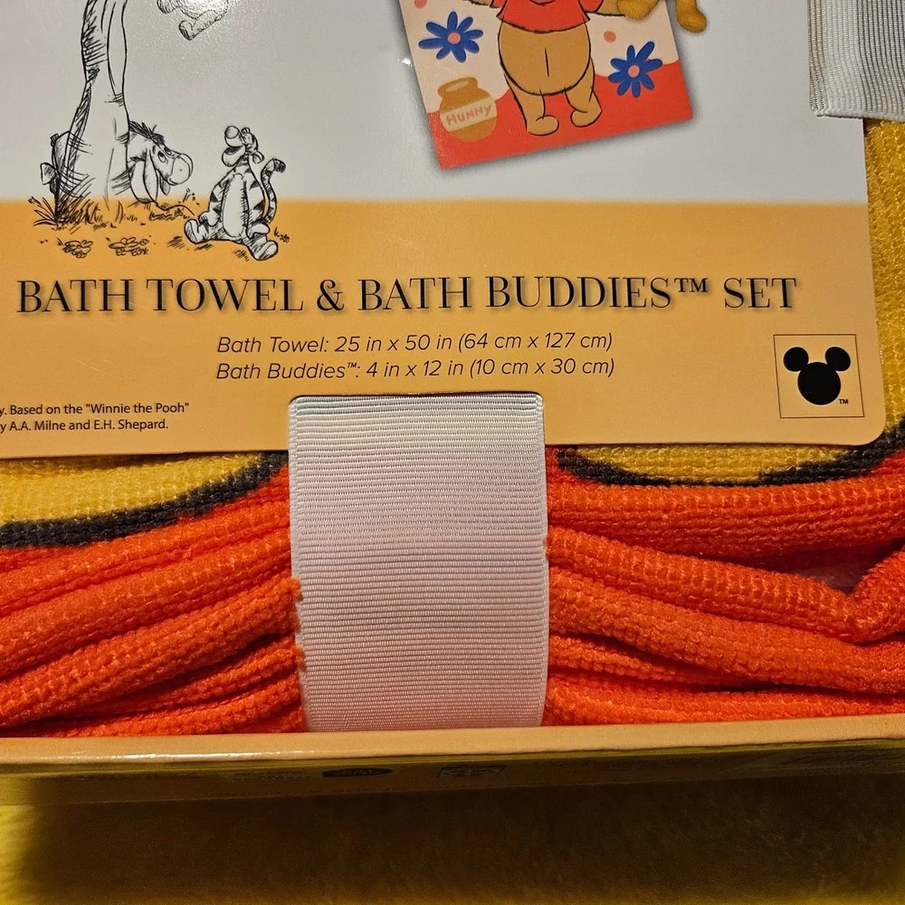 Disney Winnie the Pooh Bath Towel & Bath Buddies Gift Set Babies Kids‎ NWT